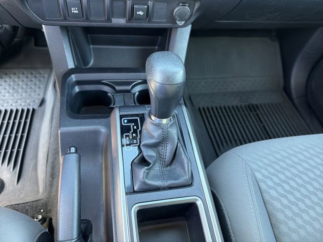 Used 2022 Toyota Tacoma SR5 image 30