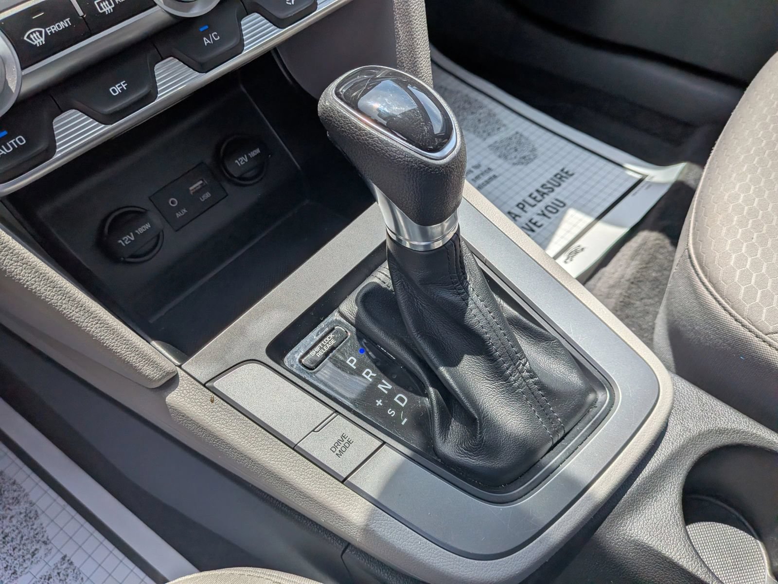 Used 2020 Hyundai Elantra SEL w/ Winter Weather Package FWD image 47