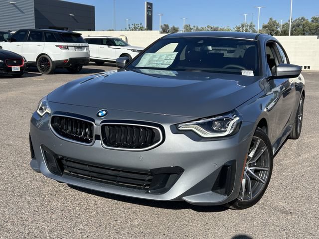 Used 2026 BMW 230i xDrive Coupe w/ Premium Package AWD/4WD image 3