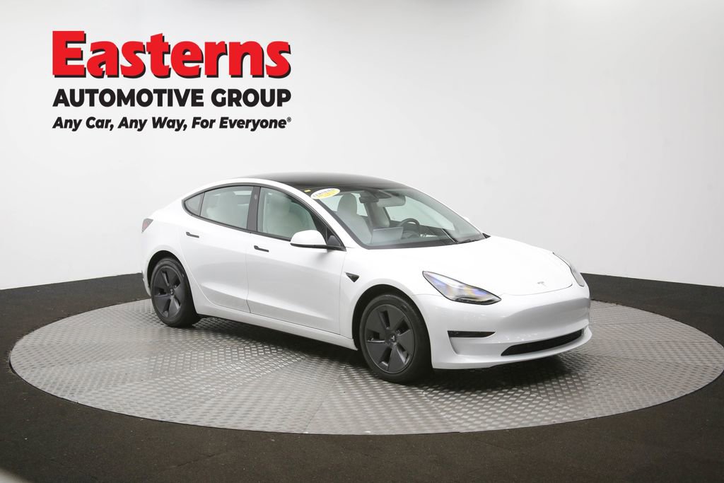 Used 2023 Tesla Model 3 Standard Range image 44