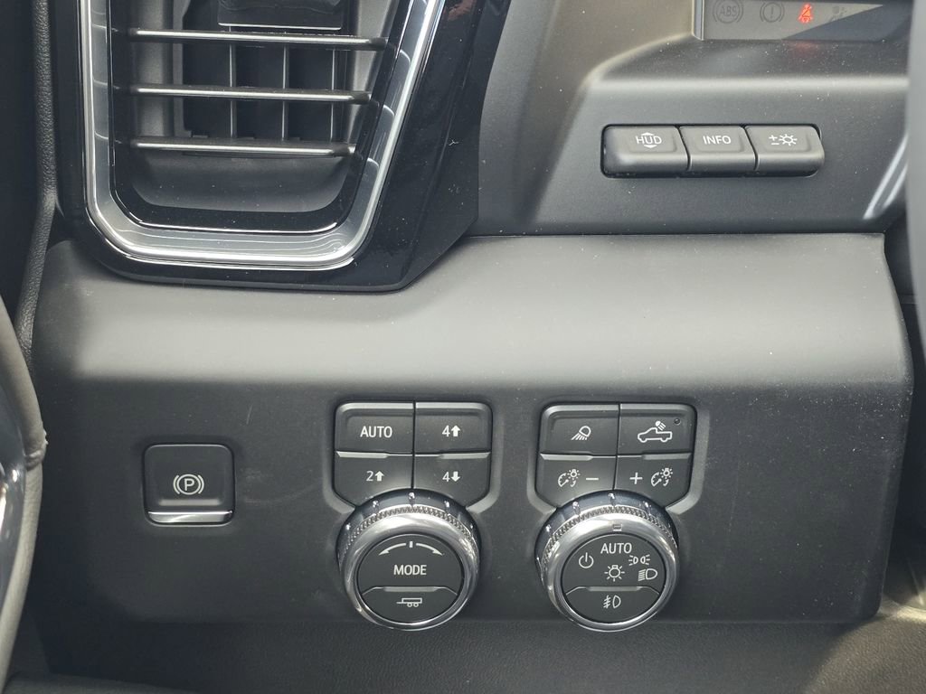 New 2026 GMC Sierra 1500 Denali w/ Denali Reserve Package image 15