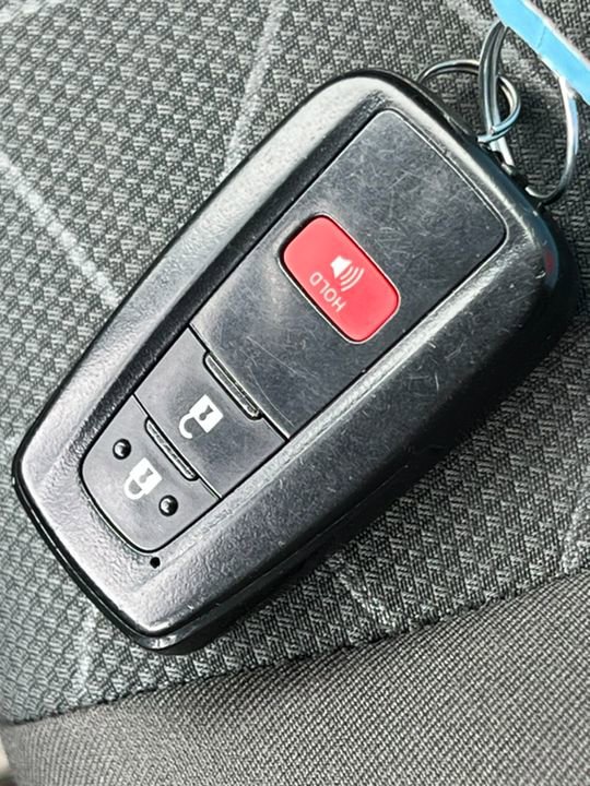 Used 2024 Toyota RAV4 XLE image 28