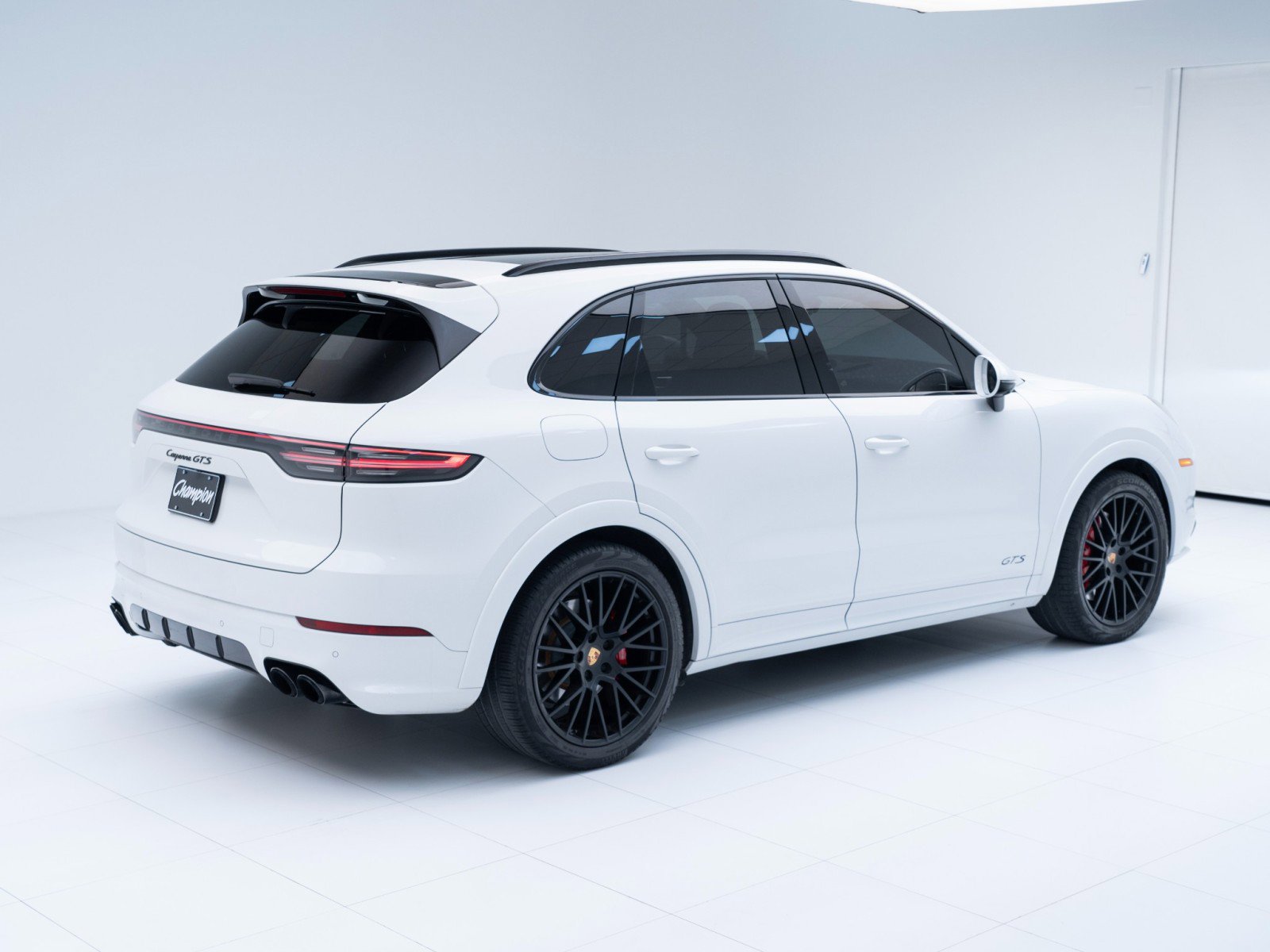 Certified 2021 Porsche Cayenne GTS image 9