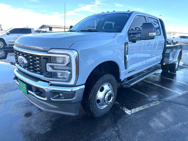 Used 2024 Ford F350 Lariat w/ FX4 Off-Road Package image 3