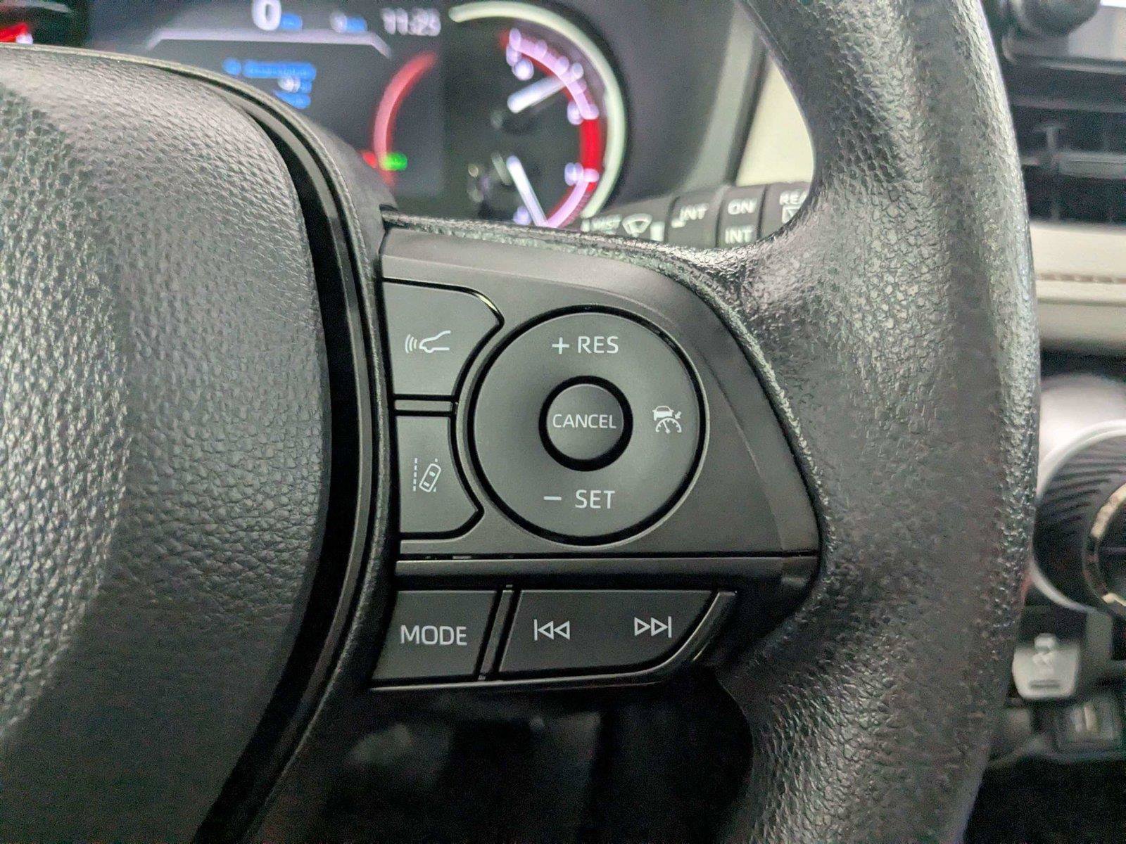 Certified 2025 Toyota RAV4 XLE w/ Convenience Package FWD image 20