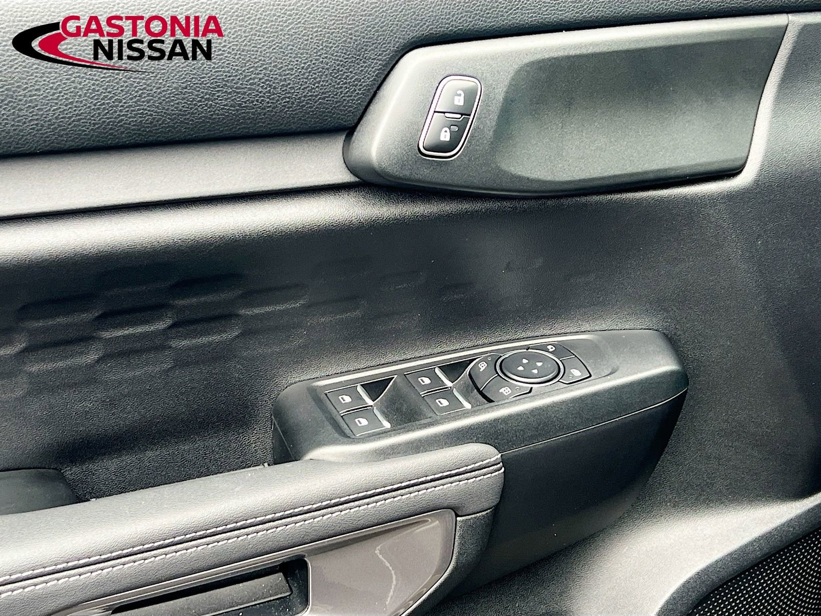 Used 2025 Ford Ranger XLT w/ Equipment Group 301A High image 23