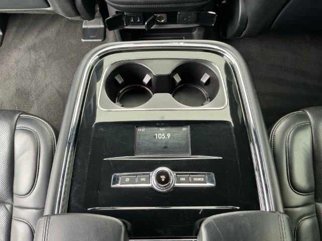 Used 2019 Lincoln Navigator L Reserve AWD/4WD image 30
