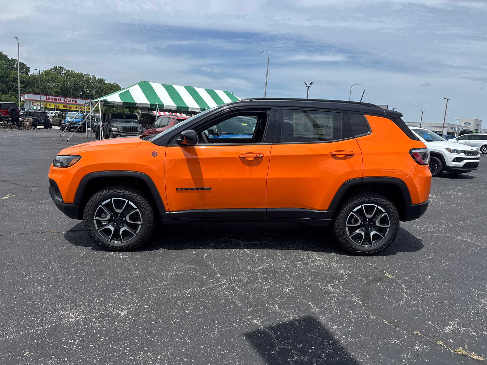 New 2026 Jeep Compass Trailhawk AWD/4WD image 3