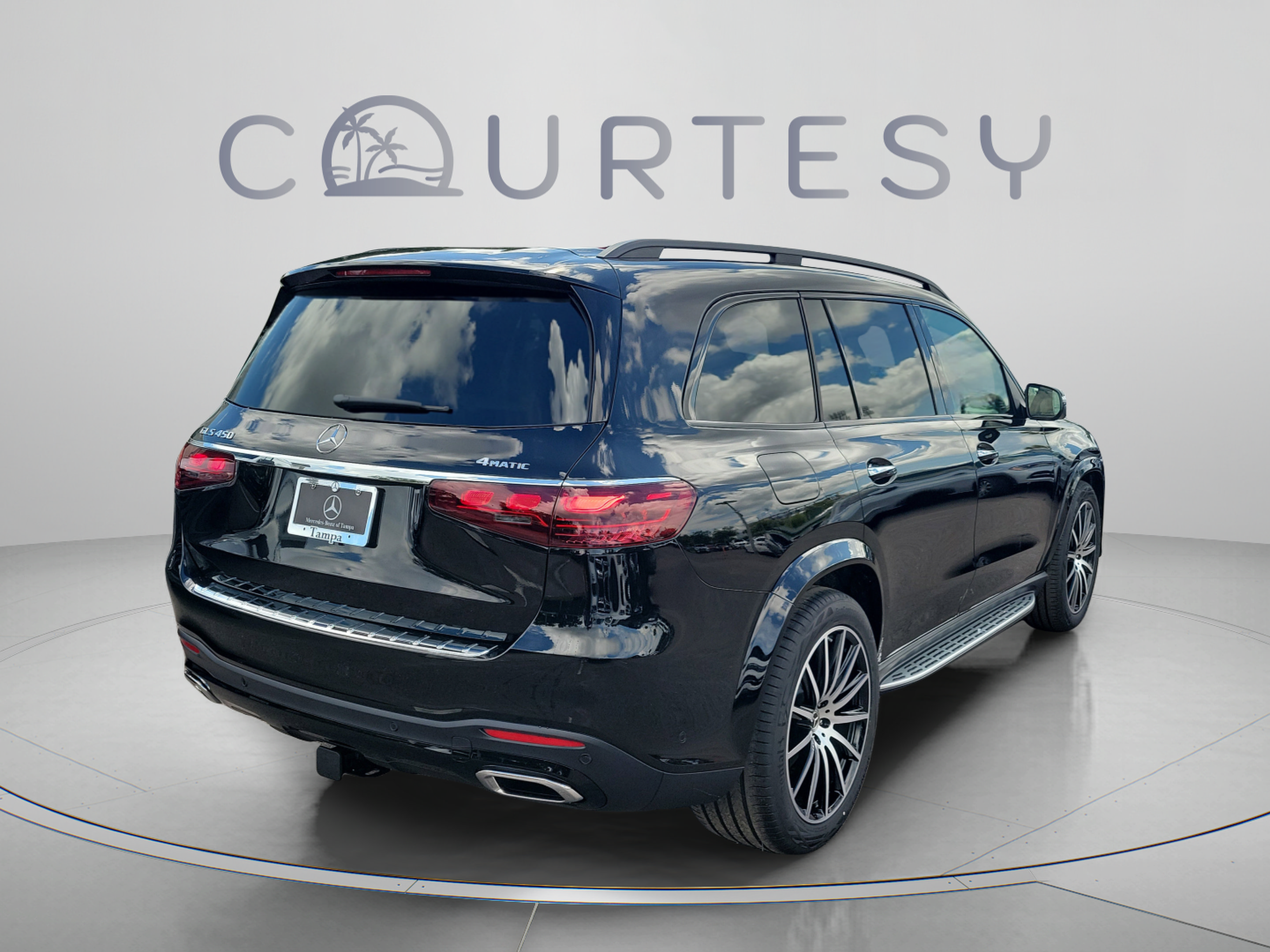 New 2026 Mercedes-Benz GLS 450 4MATIC image 3