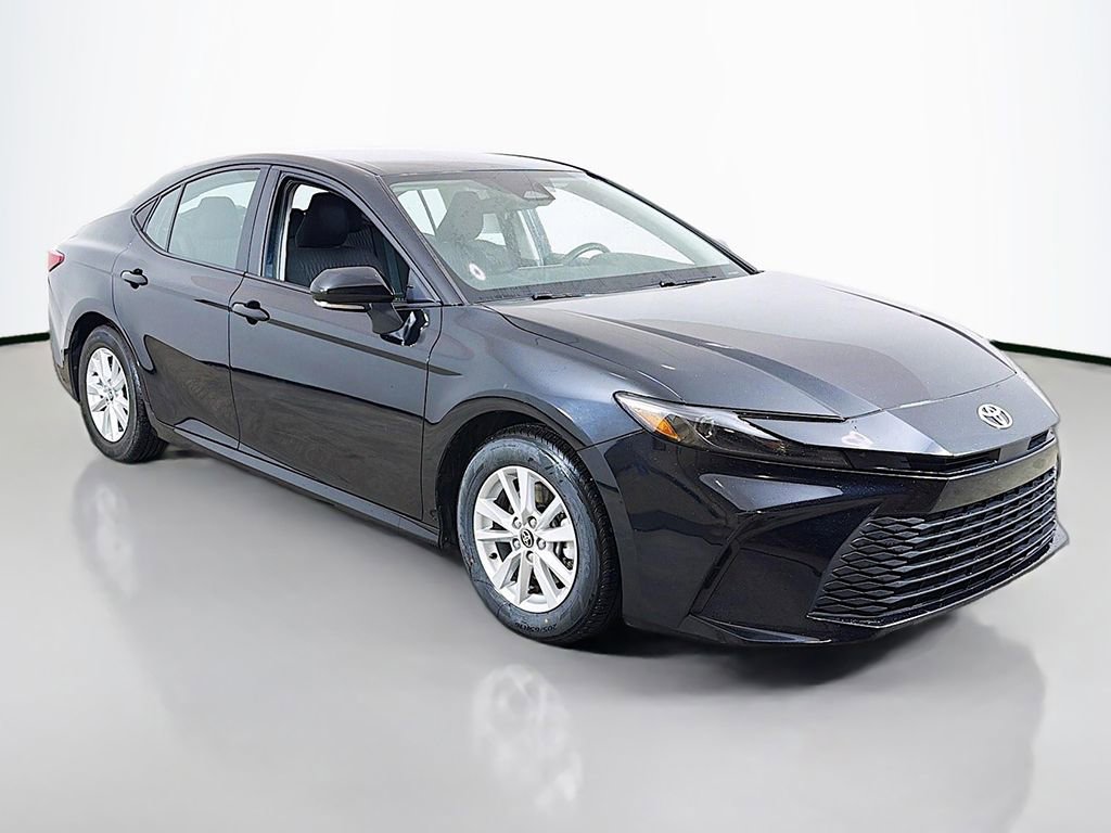 Used 2025 Toyota Camry LE image 37