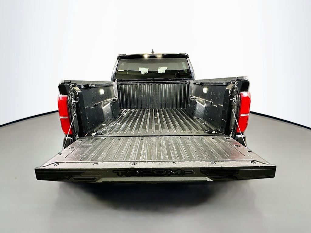 Used 2024 Toyota Tacoma TRD Off-Road image 34