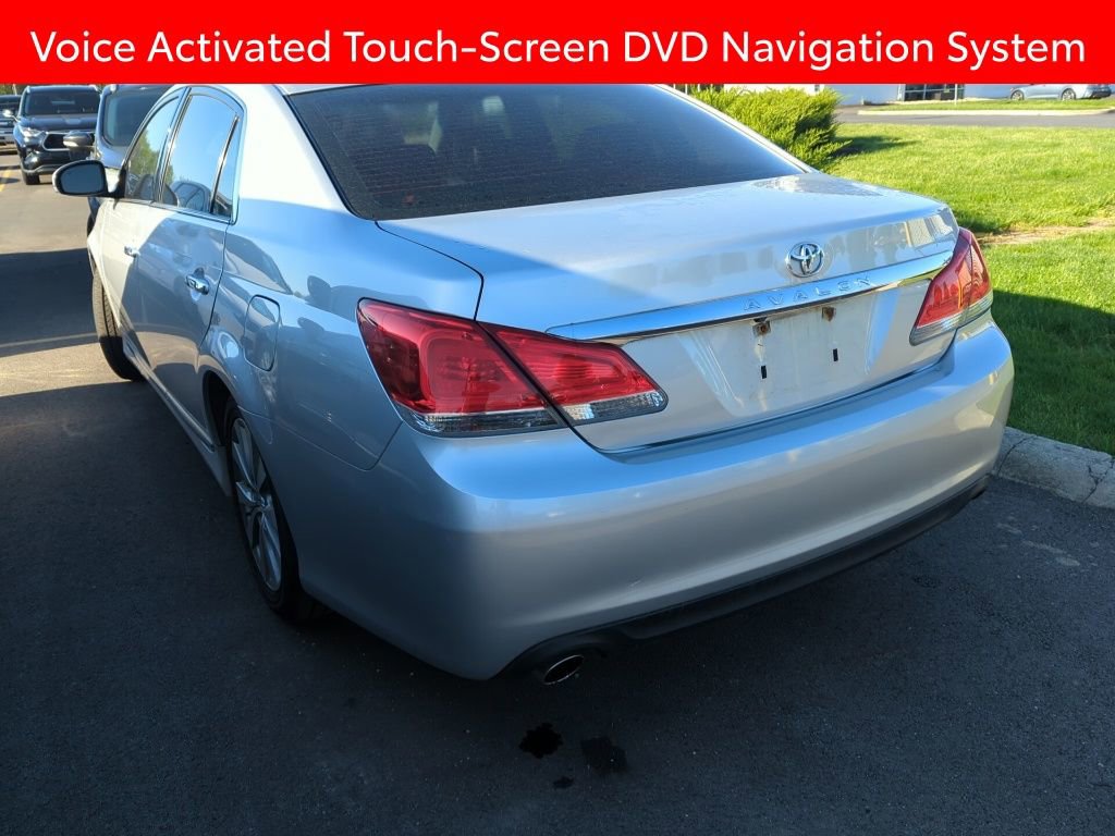 Used 2012 Toyota Avalon Limited image 4