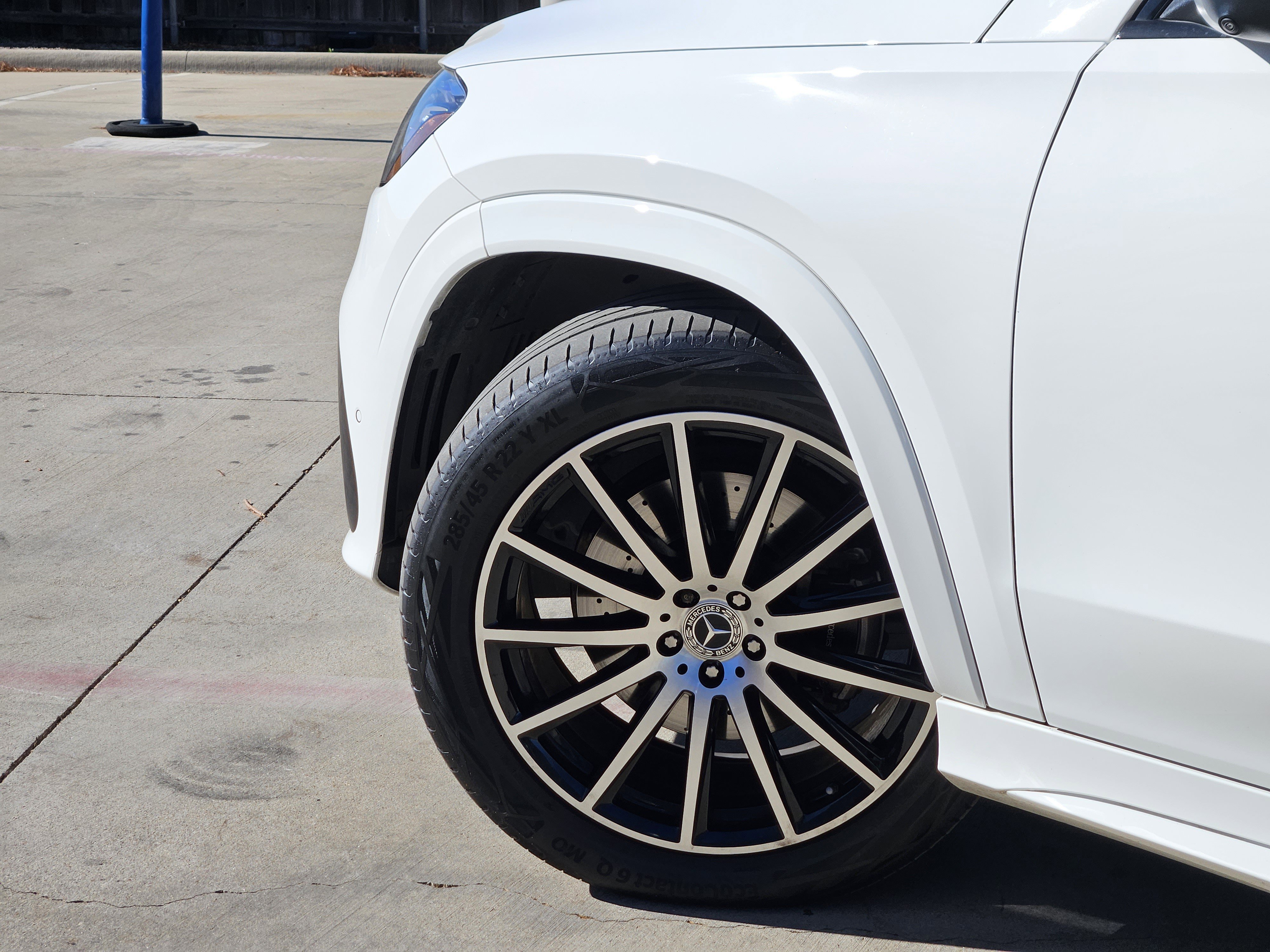 Certified 2025 Mercedes-Benz GLS 450 4MATIC image 5