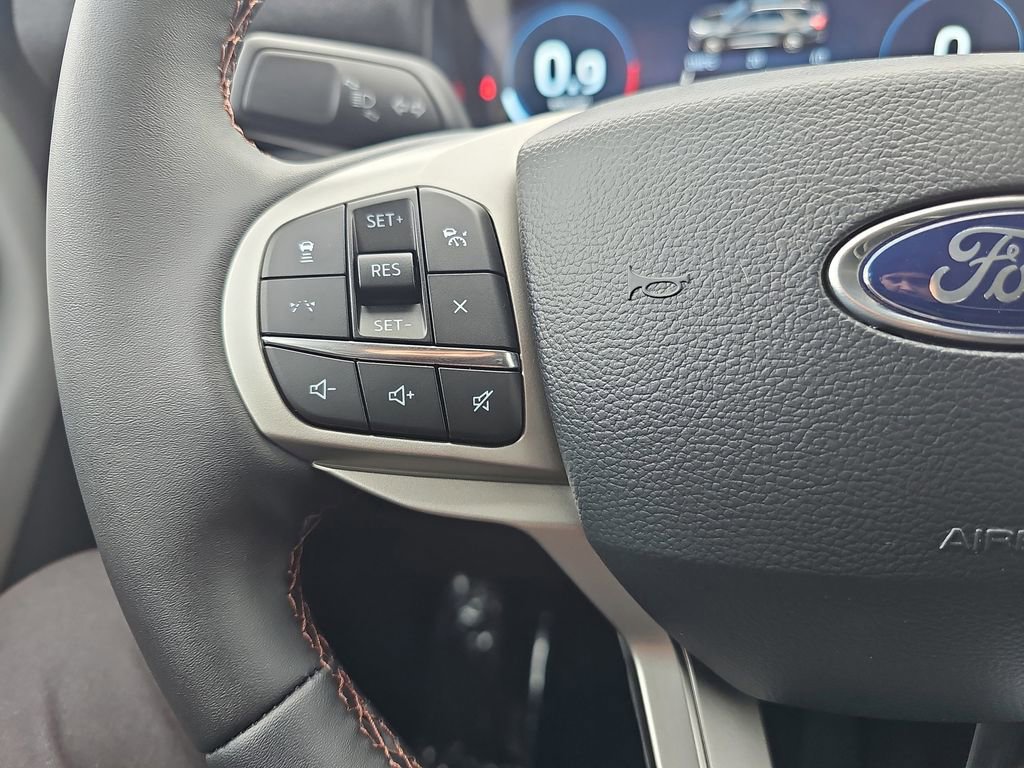 New 2025 Ford Explorer Active image 18