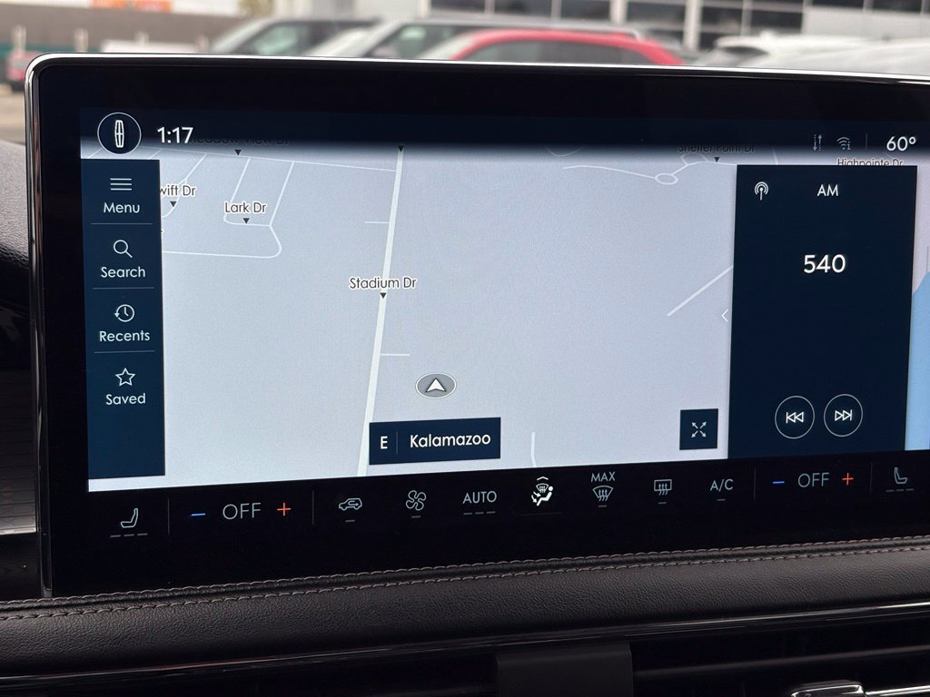 Used 2023 Lincoln Corsair AWD image 29