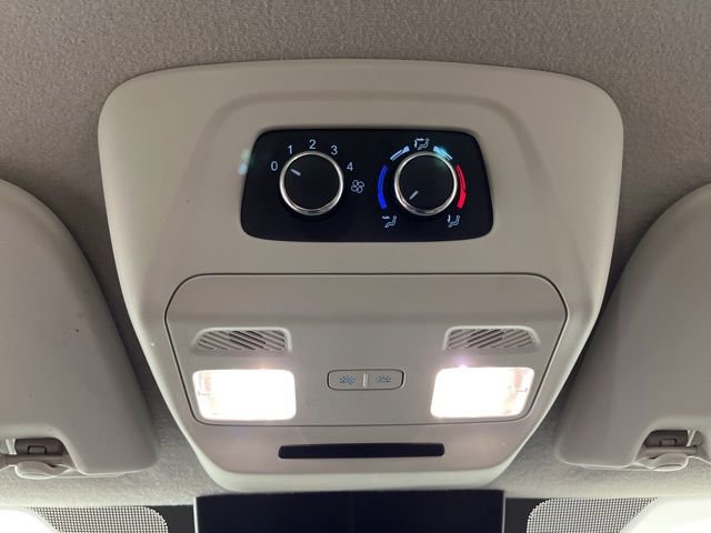 Used 2024 Ford Transit 350 XLT image 32