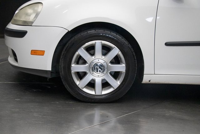 Used 2008 Volkswagen Rabbit S image 8