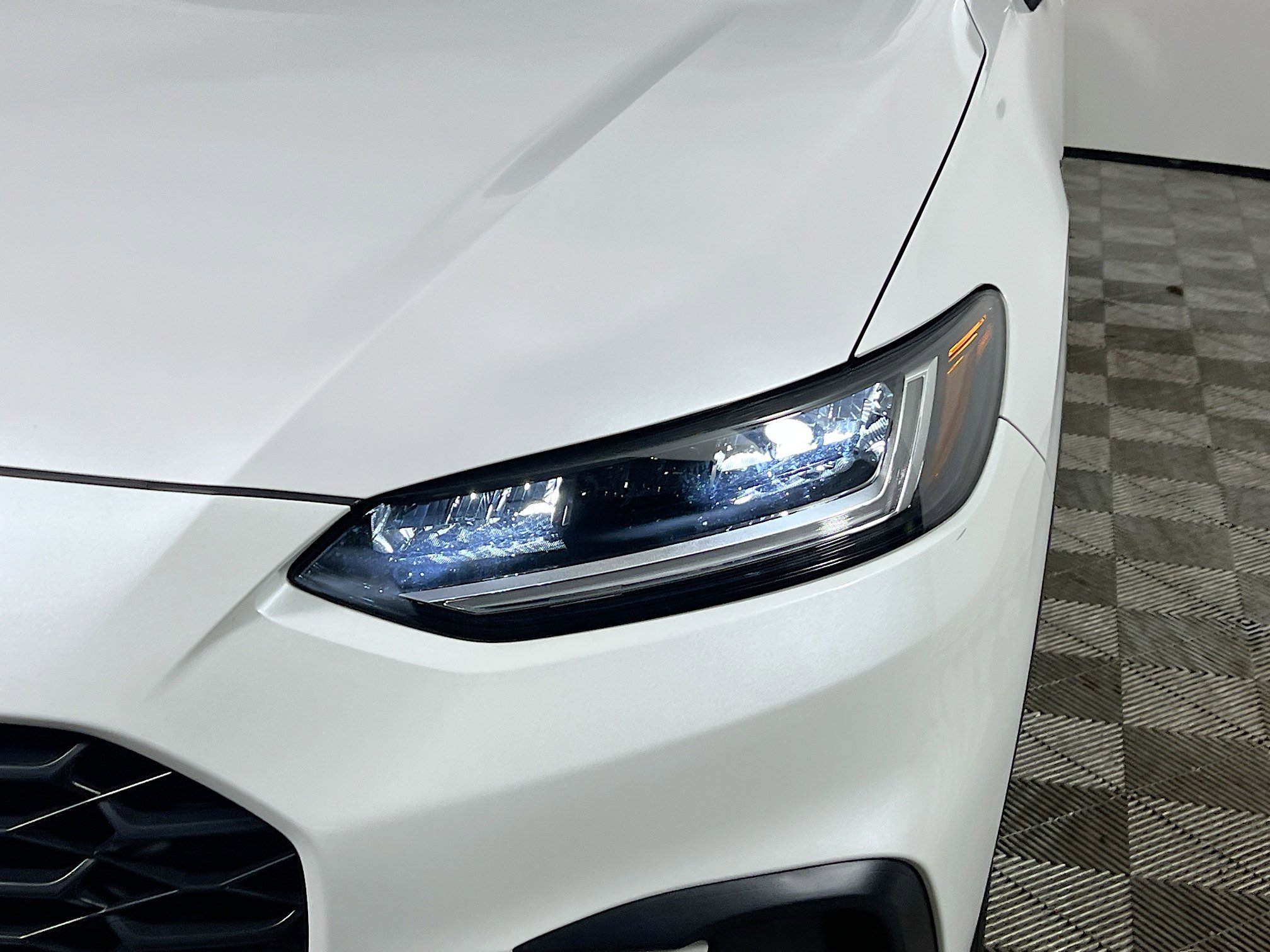 Used 2024 Honda HR-V LX image 12