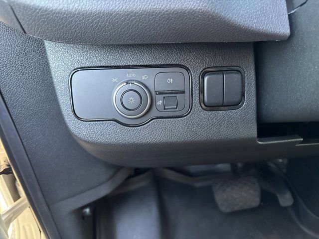 Used 2025 Mercedes-Benz Sprinter 2500 image 14