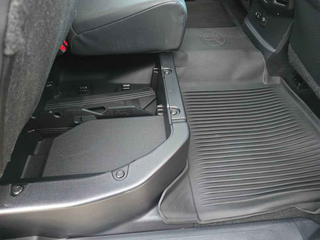 Used 2023 Toyota Tundra Platinum RWD image 38