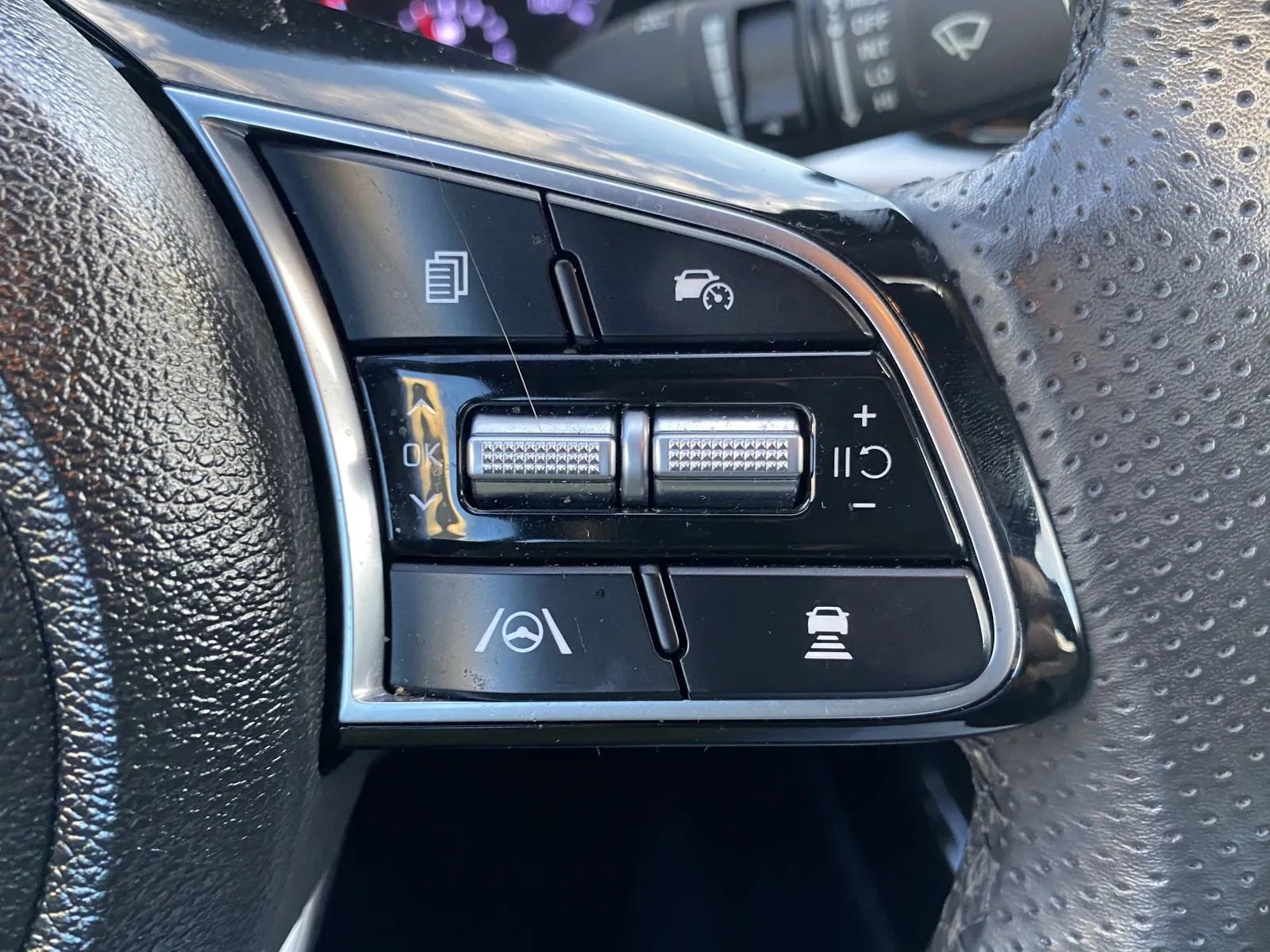 Used 2024 Kia Forte GT-Line image 20