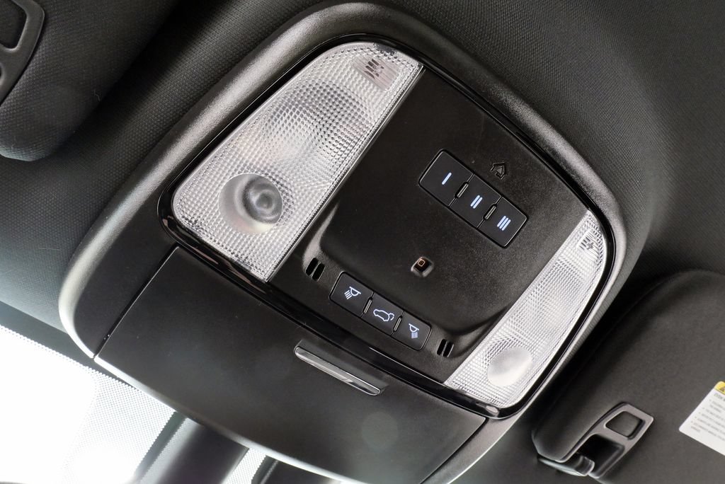 Used 2024 Dodge Durango R/T AWD/4WD image 33