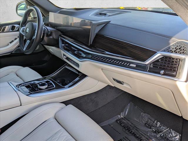 Used 2025 BMW X5 M60i image 23