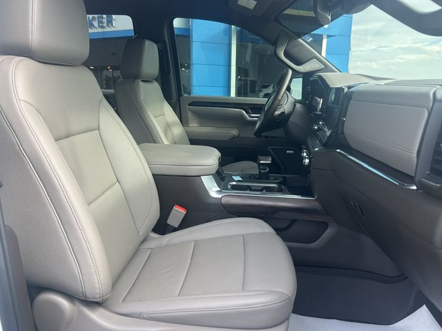 Used 2024 GMC Sierra 1500 SLT w/ SLT Premium Plus Package AWD/4WD image 19