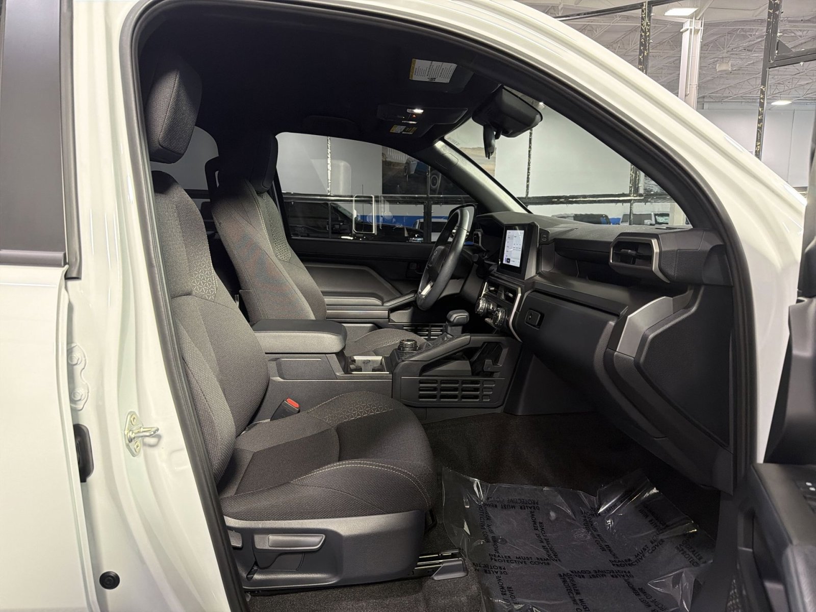 Used 2025 Toyota 4Runner SR5 AWD/4WD image 24