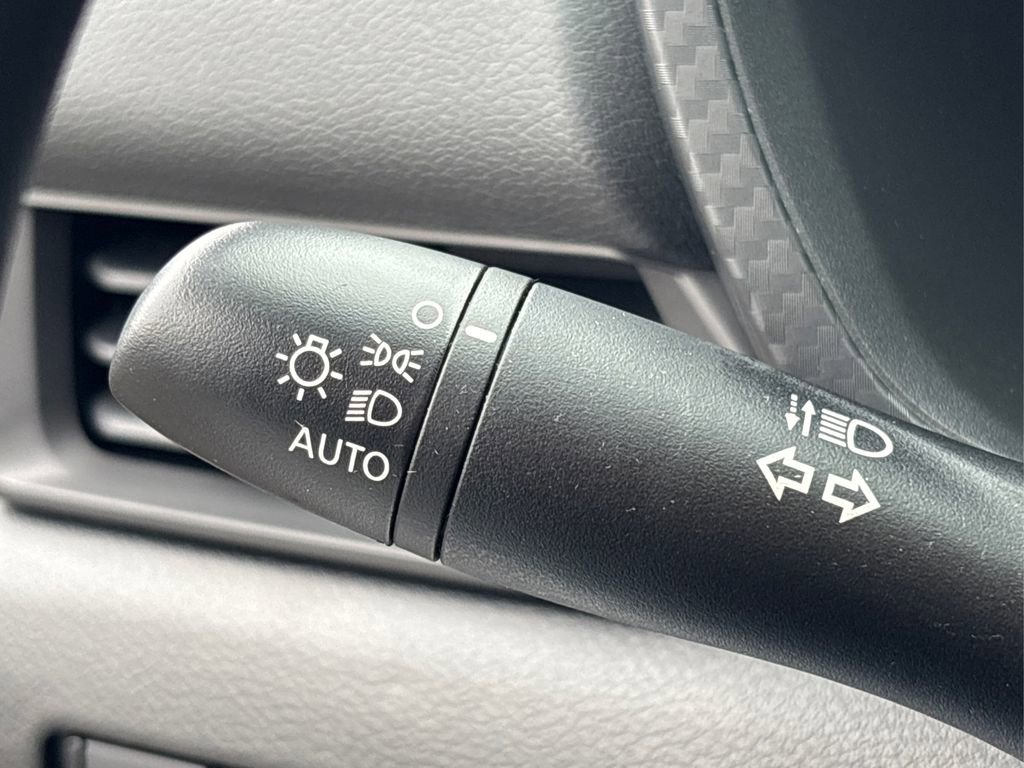 Used 2025 Nissan Sentra S image 24