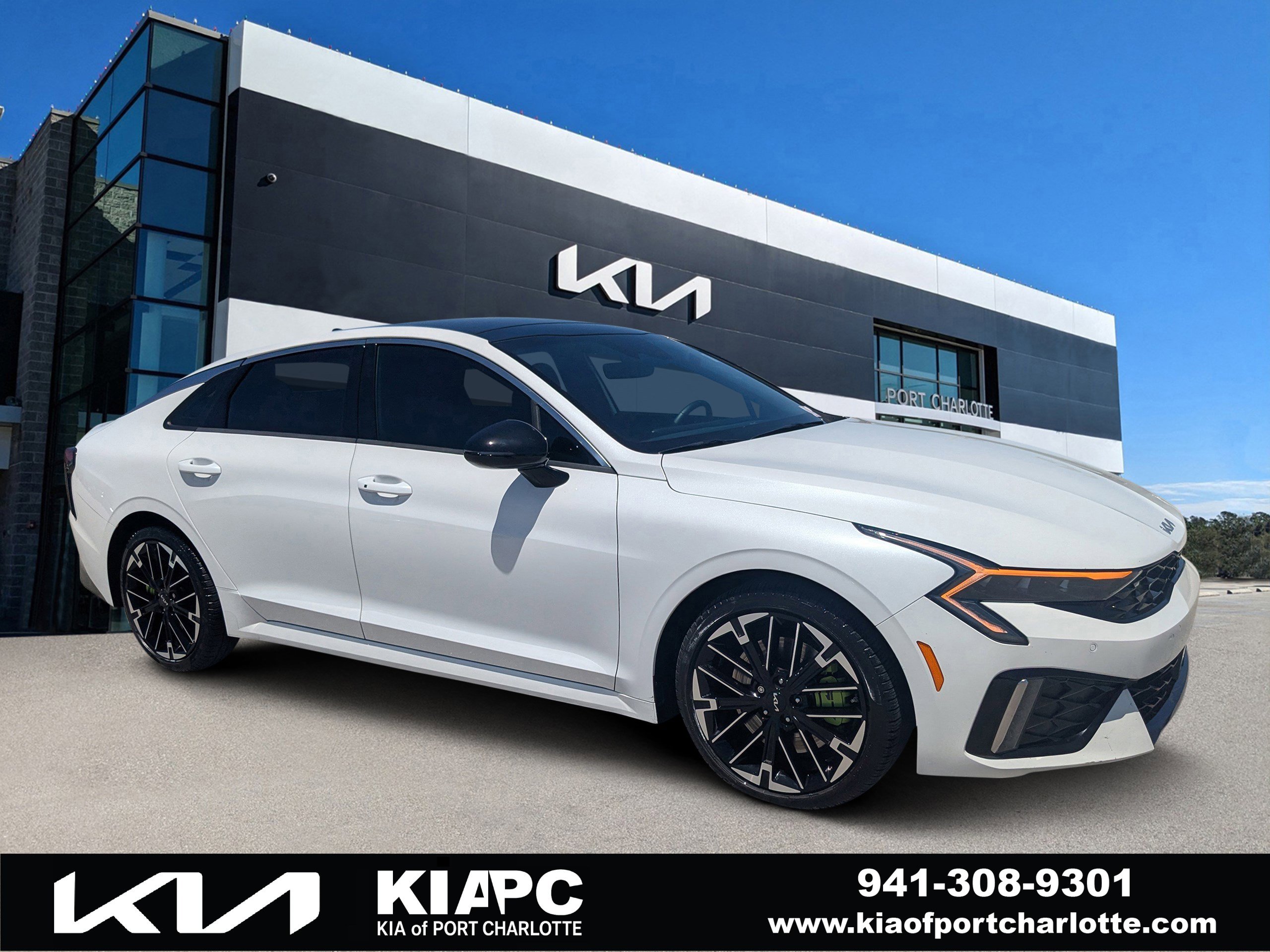 Certified 2025 Kia K5 GT FWD image 1