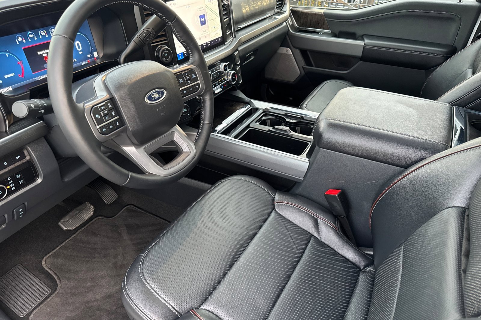 Used 2024 Ford F250 Lariat w/ Lariat Ultimate Package image 10