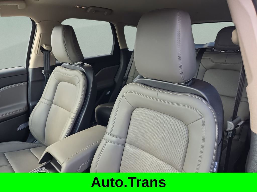 Used 2025 Lincoln Corsair FWD w/ Equipment Group 101A image 14