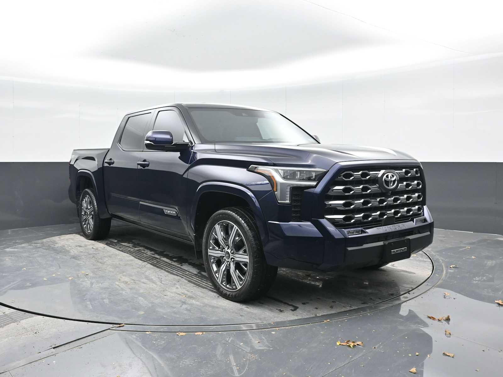 Used 2023 Toyota Tundra Platinum image 6