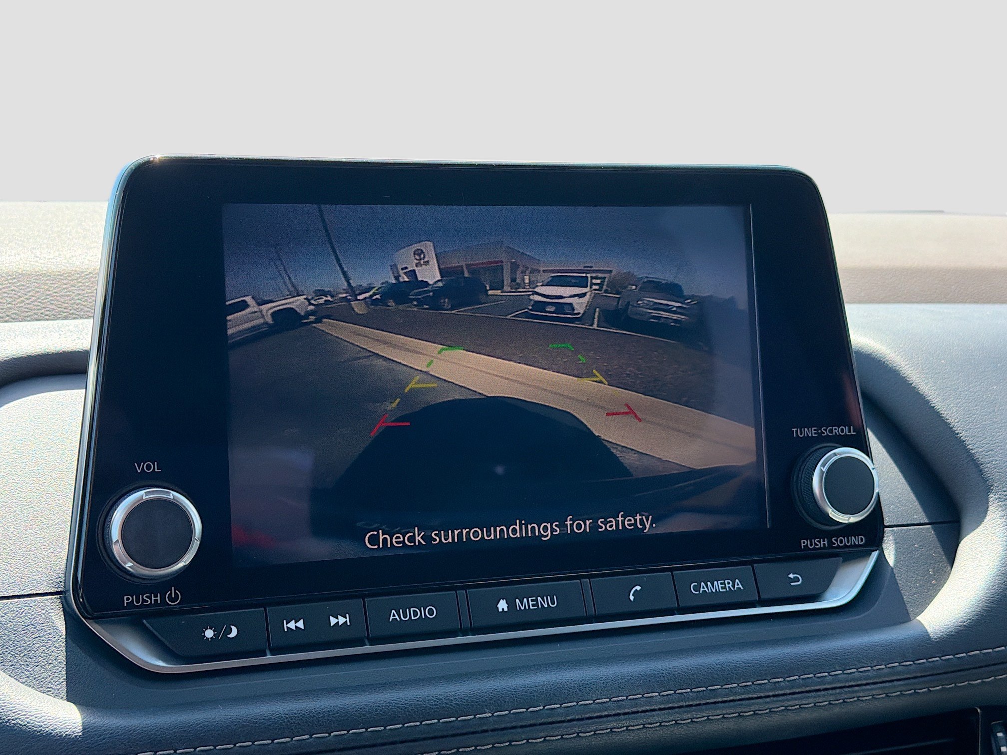 Used 2022 Nissan Rogue SV FWD image 19
