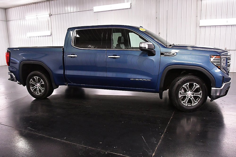 Used 2024 GMC Sierra 1500 SLT image 8
