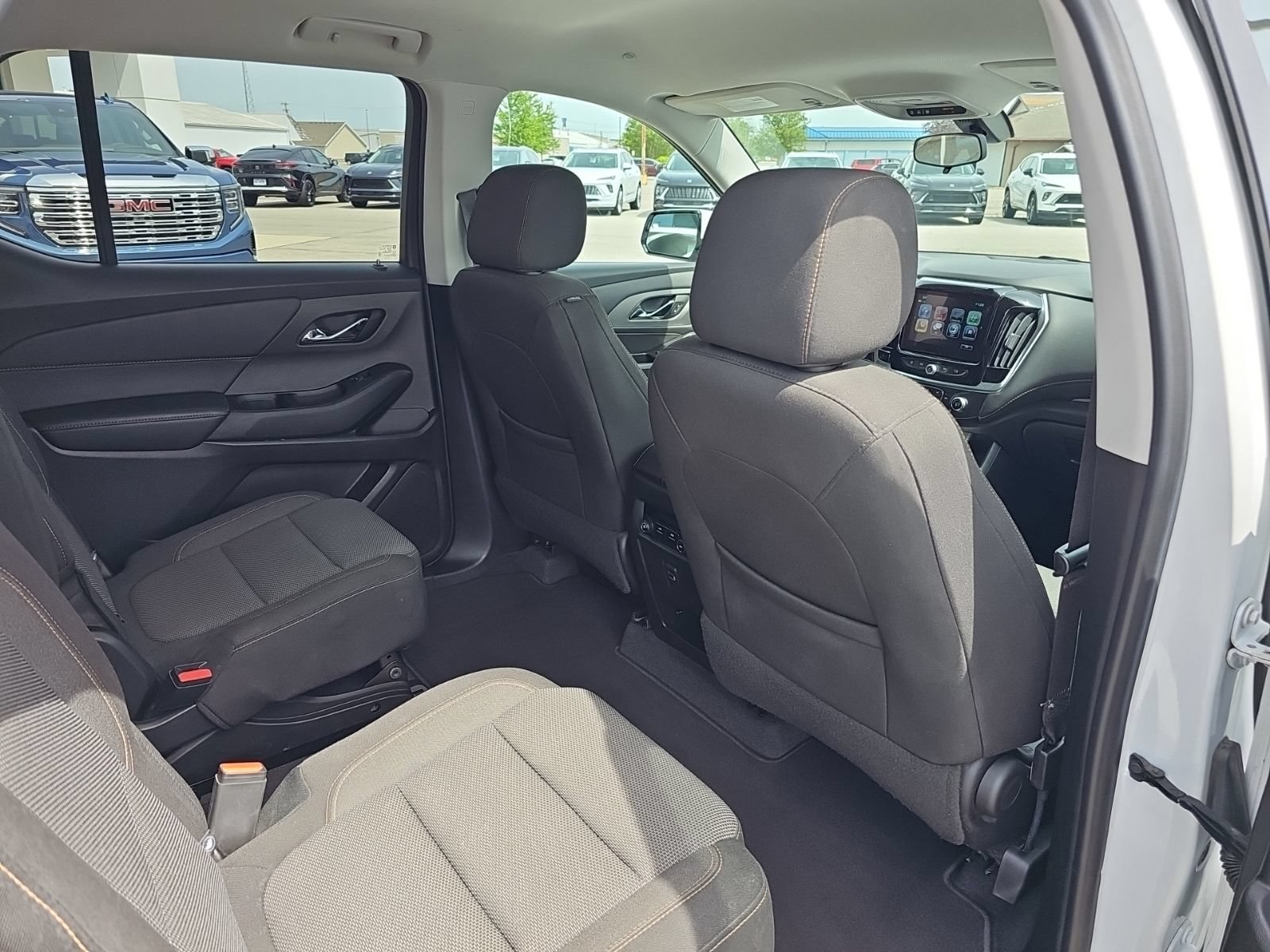 Used 2019 Chevrolet Traverse LT FWD image 30