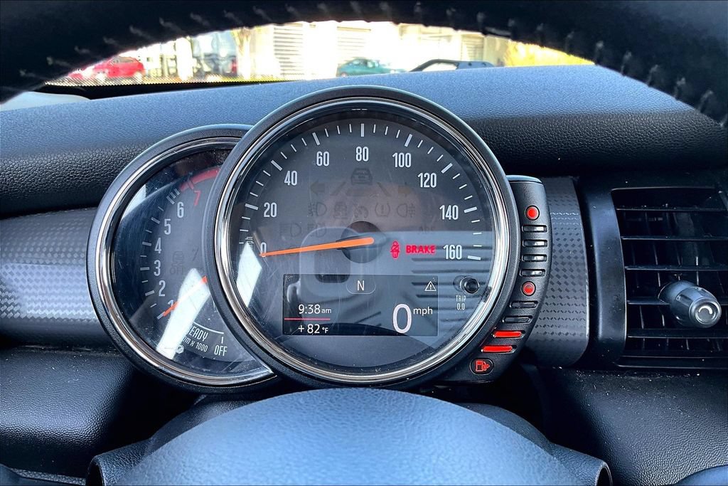 Used 2017 MINI Cooper 4-Door Hardtop FWD image 22
