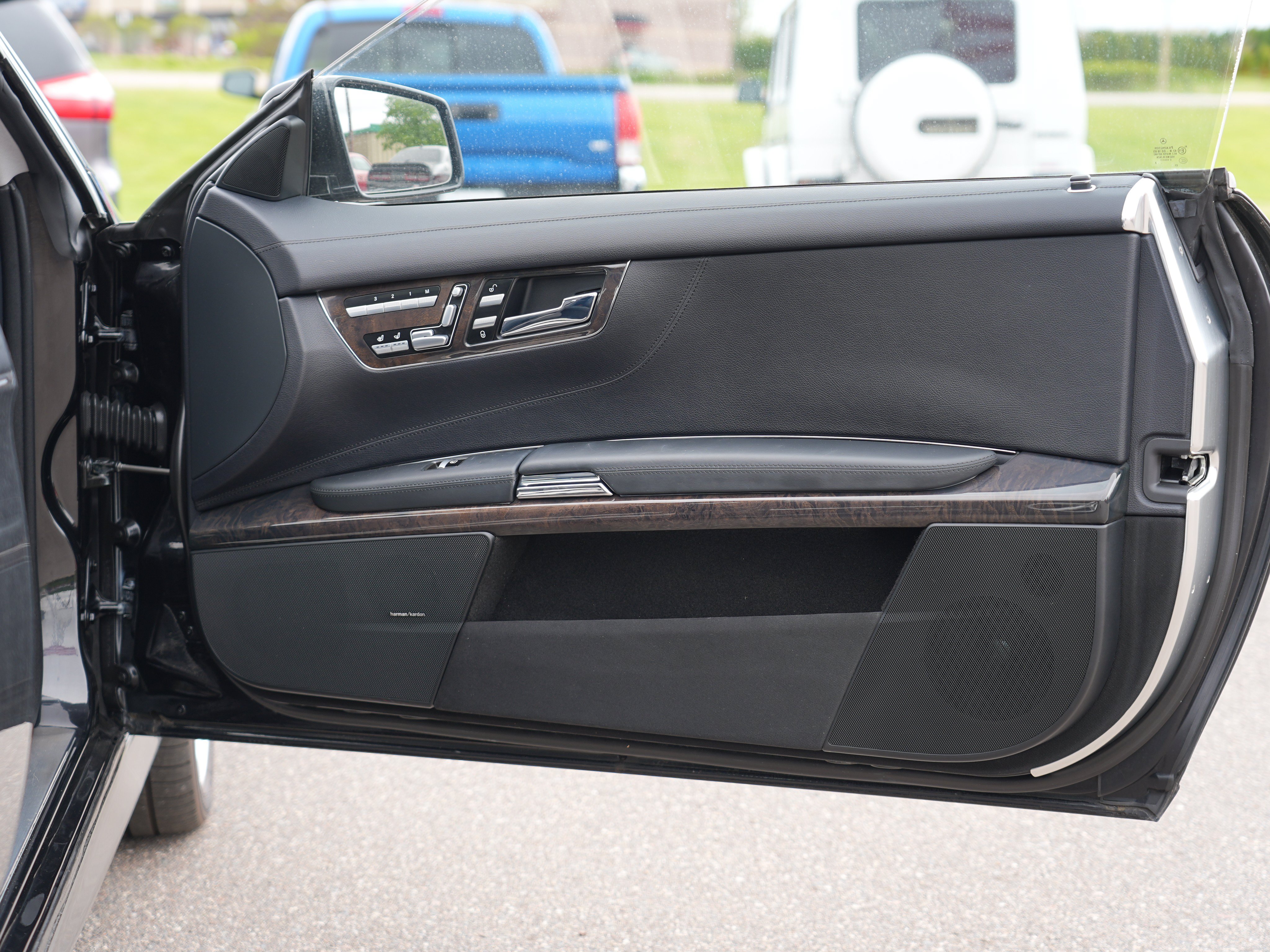 Used 2014 Mercedes-Benz CL 550 4MATIC image 14