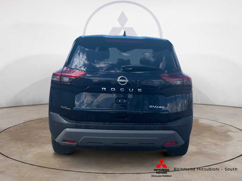 Used 2023 Nissan Rogue SV AWD/4WD image 4