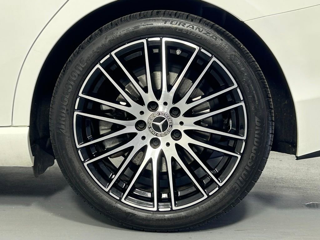 Used 2023 Mercedes-Benz C 300 4MATIC Sedan image 35