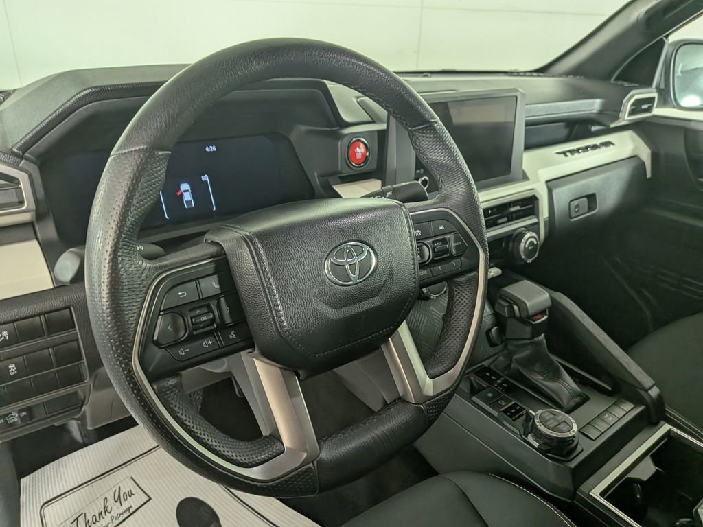 Used 2024 Toyota Tacoma TRD Off-Road image 18