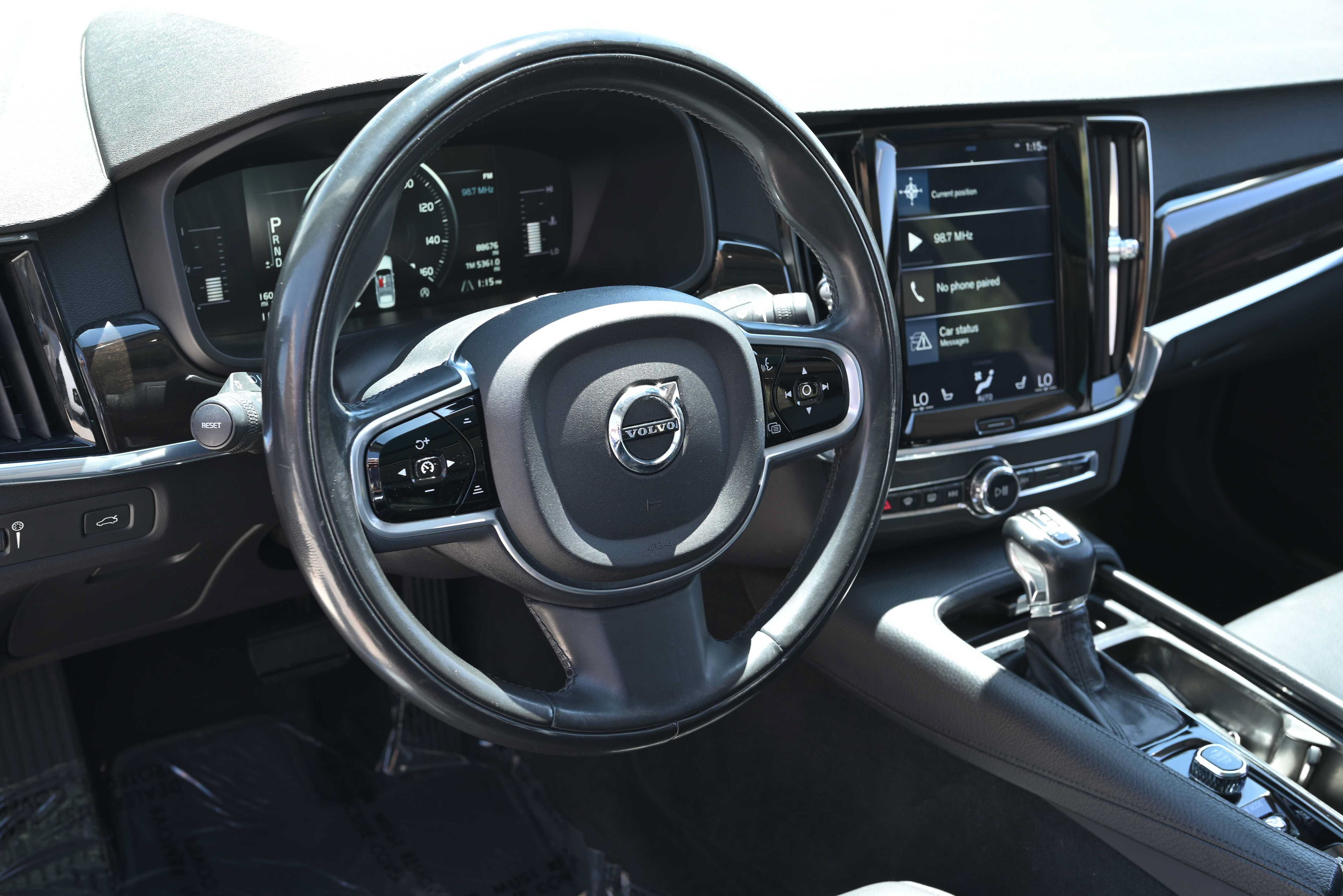 Used 2018 Volvo S90 T5 Momentum w/ Protection Package Premier AWD/4WD image 11