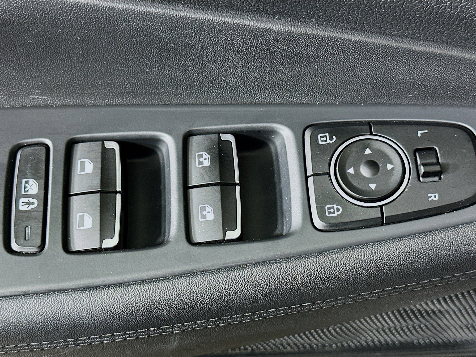 Used 2023 Hyundai Santa Fe XRT image 15