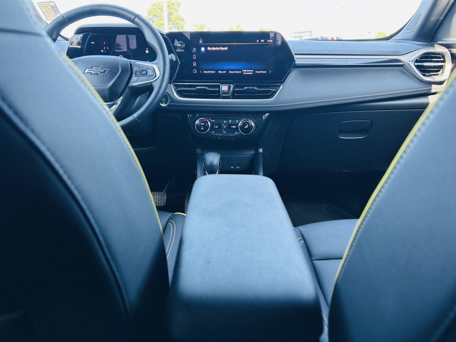 Used 2025 Chevrolet TrailBlazer ACTIV w/ Convenience Package FWD image 25