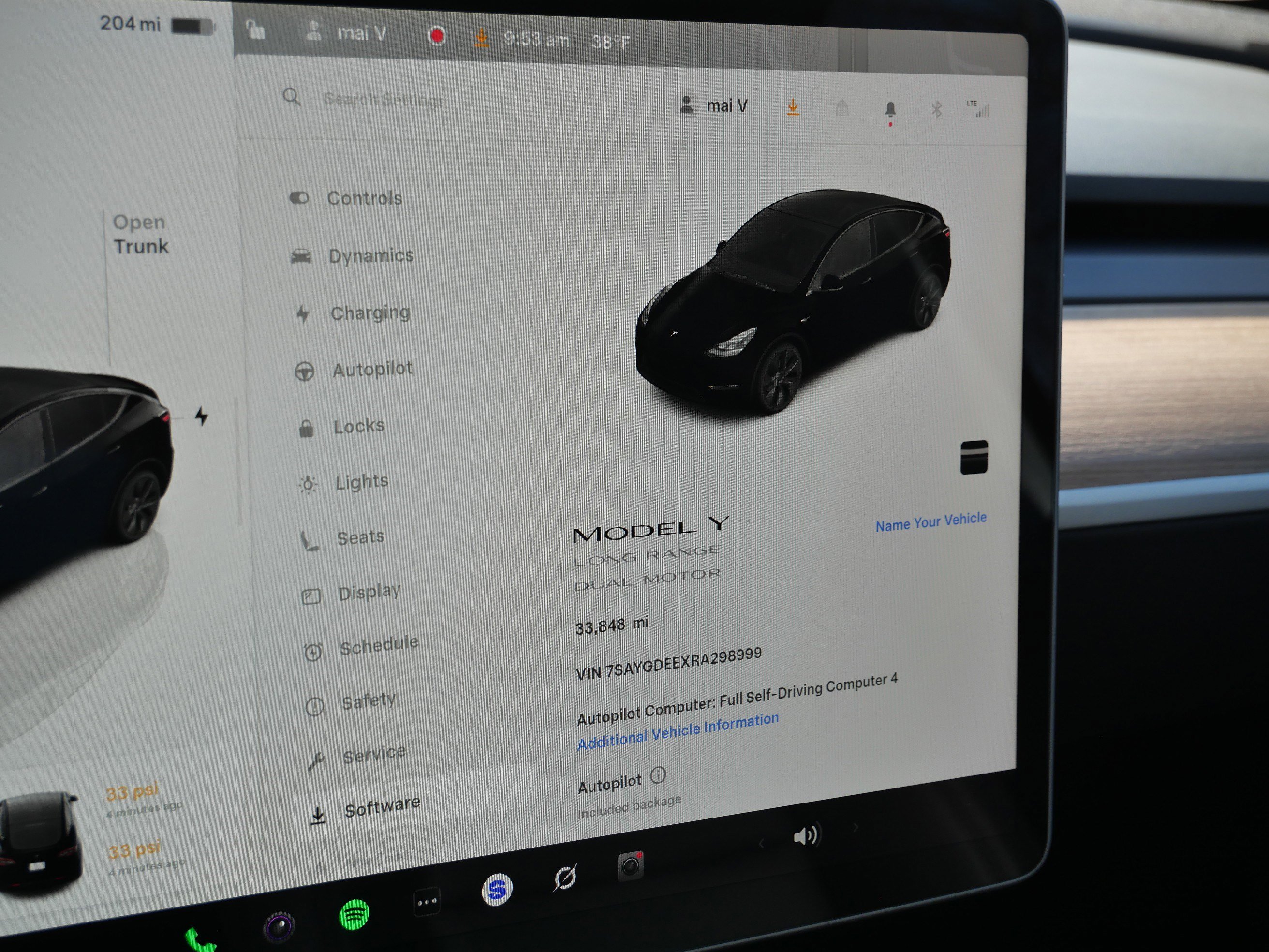 Used 2024 Tesla Model Y Long Range image 32