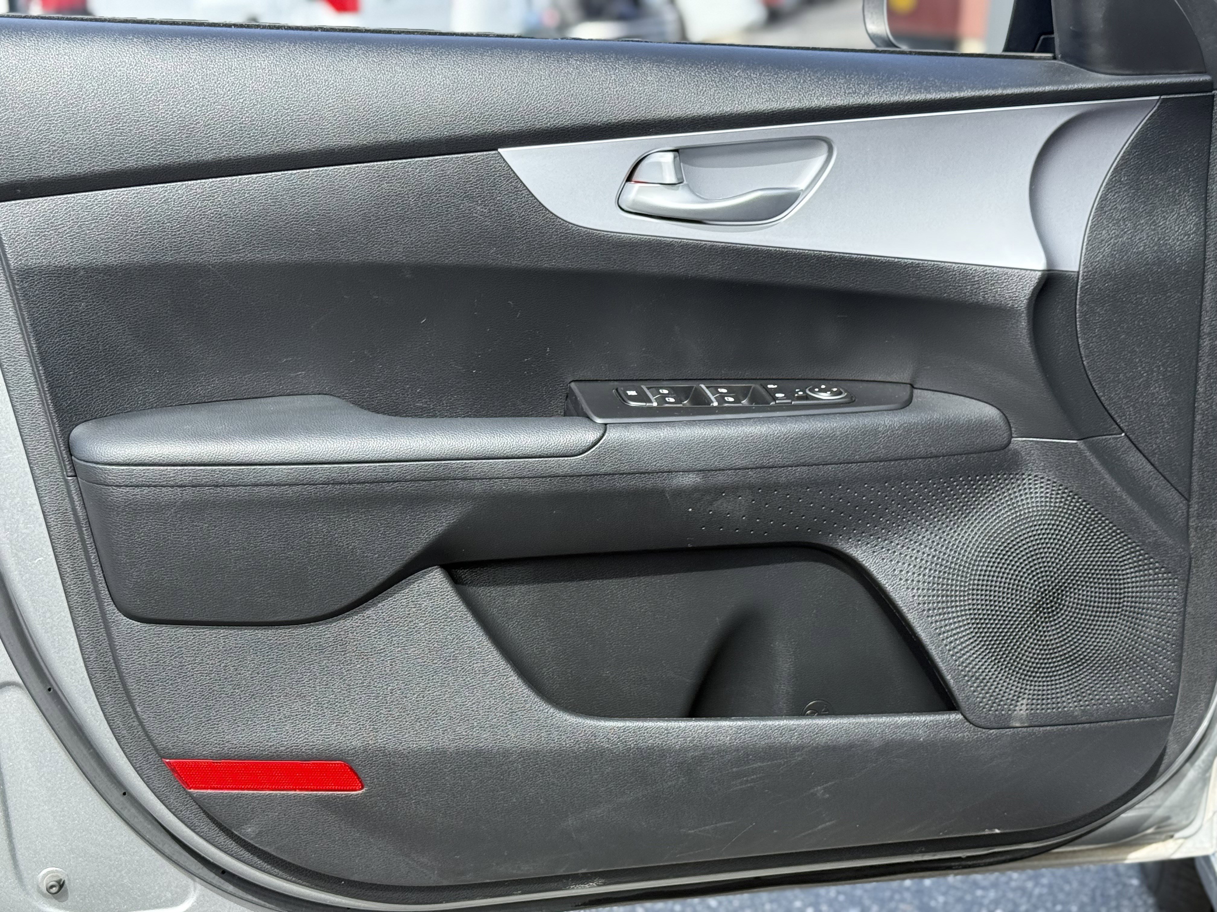 Certified 2024 Kia Forte LXS image 12