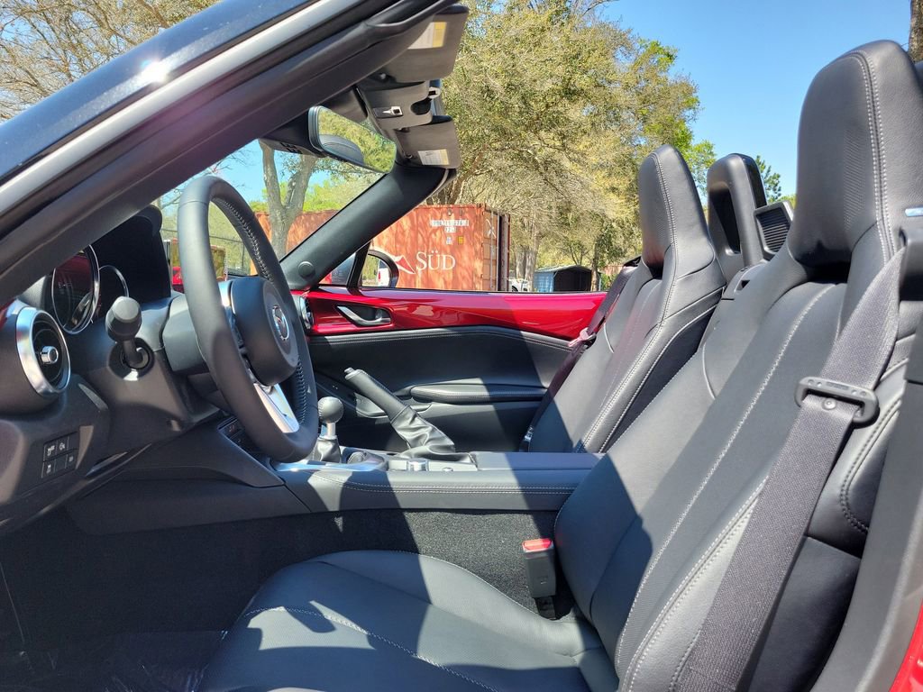 New 2026 MAZDA MX-5 Miata Grand Touring RWD image 3