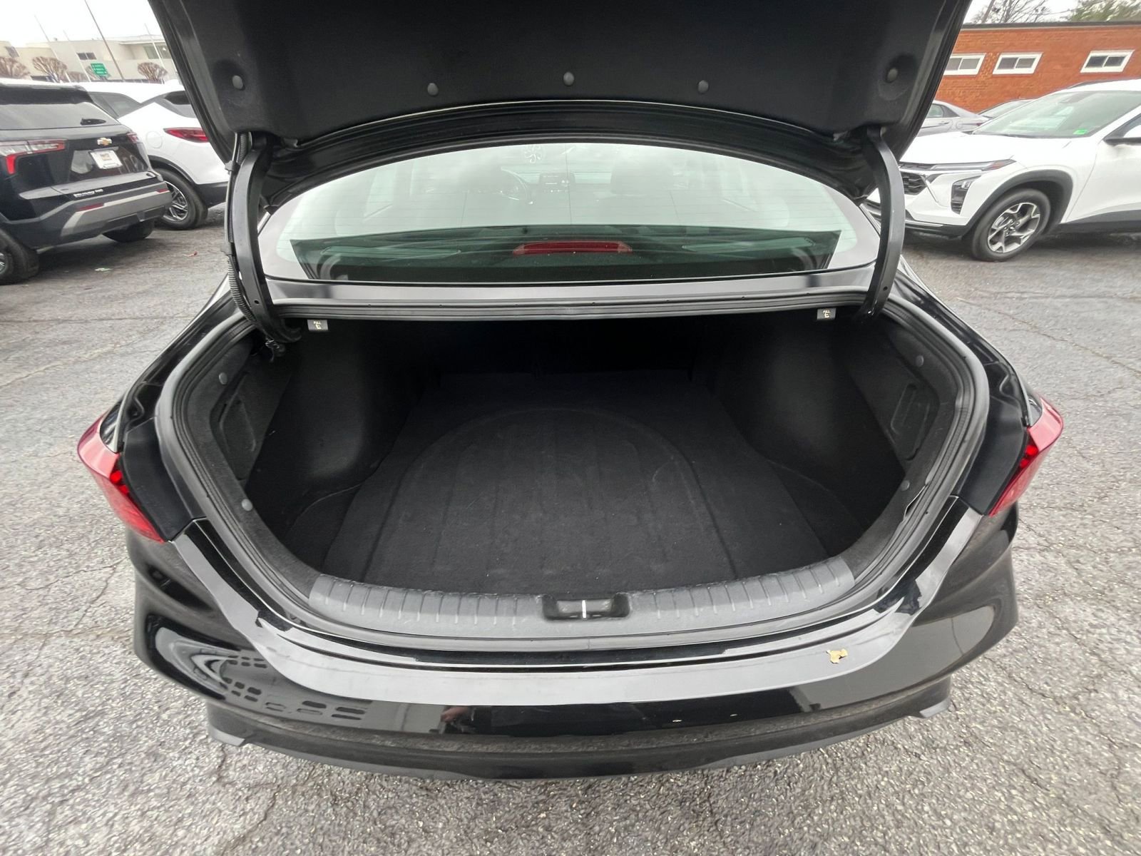 Used 2024 Kia Forte LXS image 29