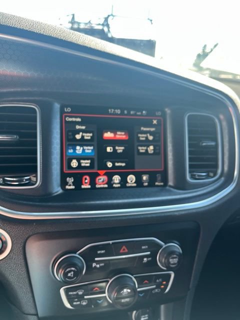 Used 2015 Dodge Charger SXT w/ AWD Plus Group image 37